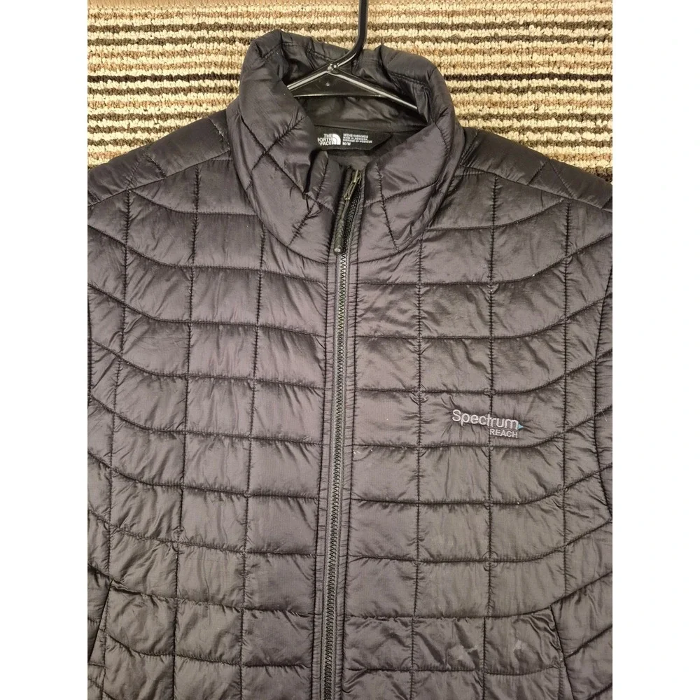 The North Face Mens Black Quilted Insulated Vest Spectrum Reach‎ Logo Size M
